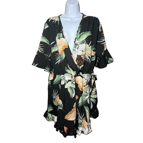 SHEIN Pants - Hawaiian Tropical Romper